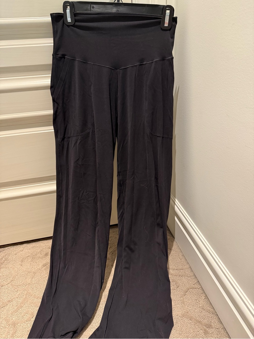 Aerie Black Wide-Leg Yoga Pants with High Waist